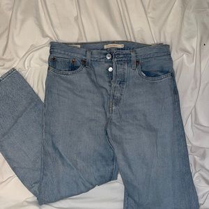 Levi’s vintage light wash 501 jeans size 28